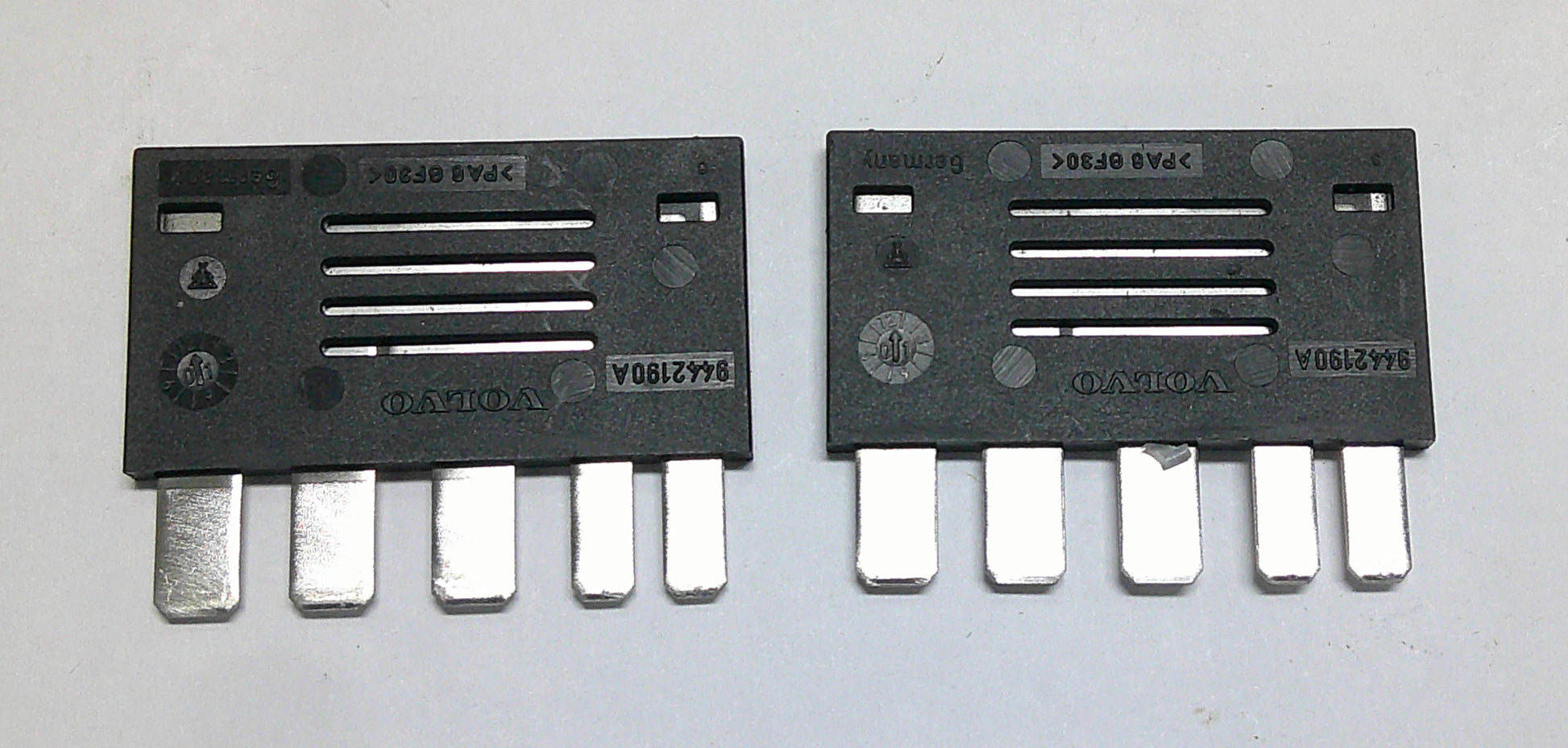 VOLVO OEM 9442190A RELAY RESISTOR TESTED 1 YEAR WARRANTY  V1 - RarePartsFinder.Com
