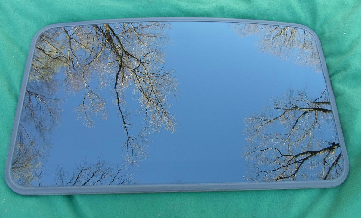 2003 LINCOLN TOWN CAR YEAR SPECIFIC OEM FACTORY SUNROOF GLASS FREE SHIPPING!
