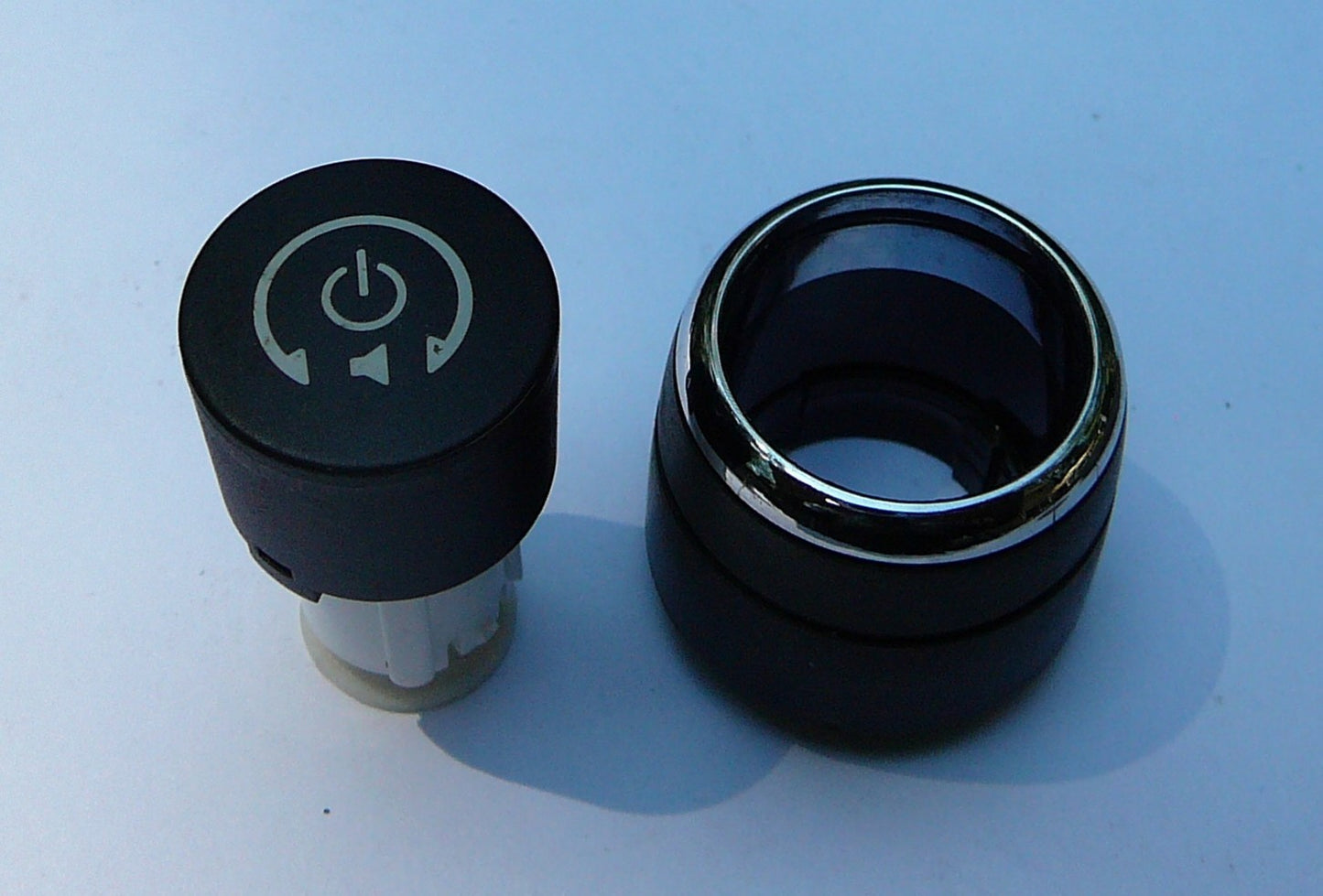 05 06 07 08 BUICK LACROSSE RADIO STEREO POWER TUNER KNOB OEM 10391272