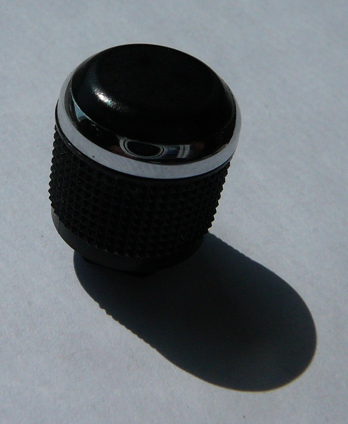 2011 Chrysler 200 Radio Stereo Volume Control Knob 68085152AA  OEM
