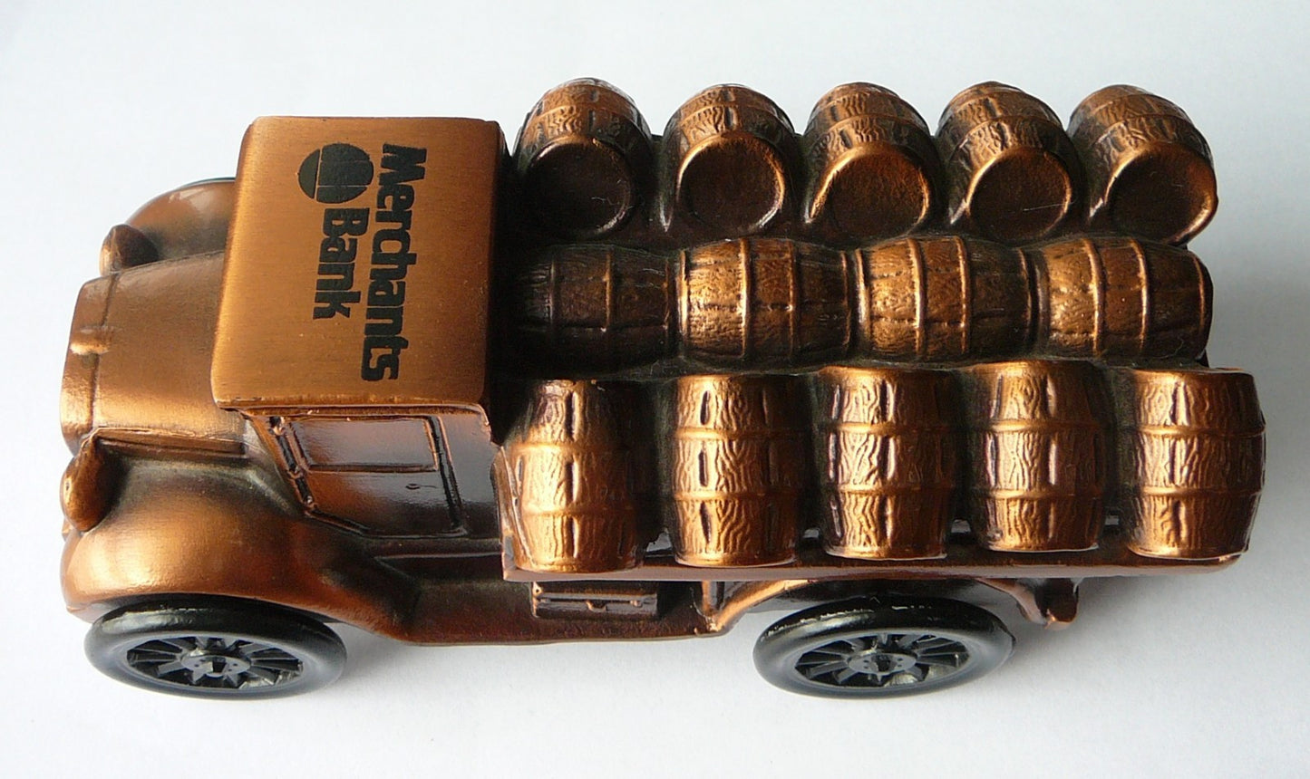 Vintage Merchants Bank Banthrico 1928 Metal Beer Truck Coin Bank Chicago IL  D1