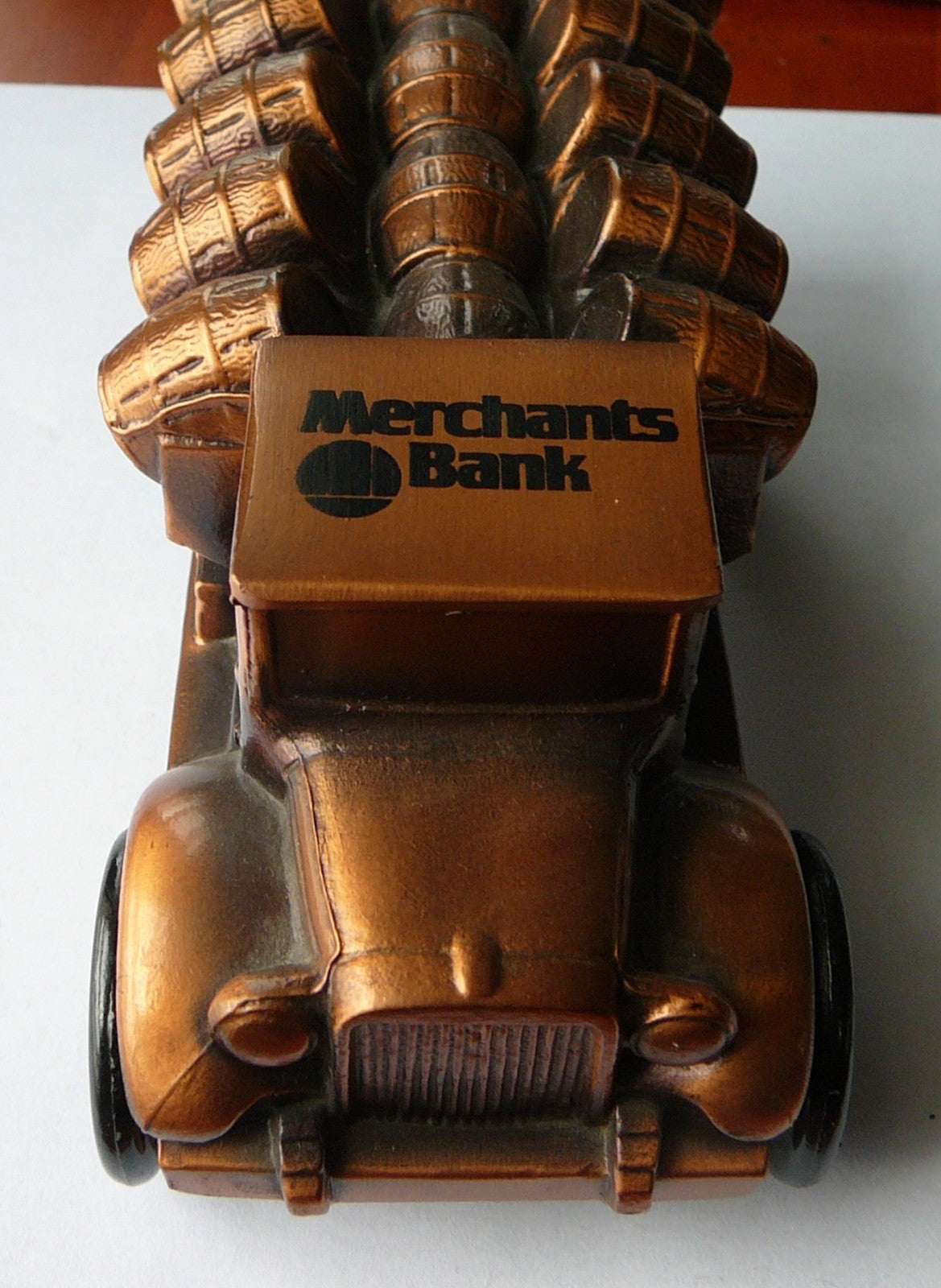 Vintage Merchants Bank Banthrico 1928 Metal Beer Truck Coin Bank Chicago IL  D1