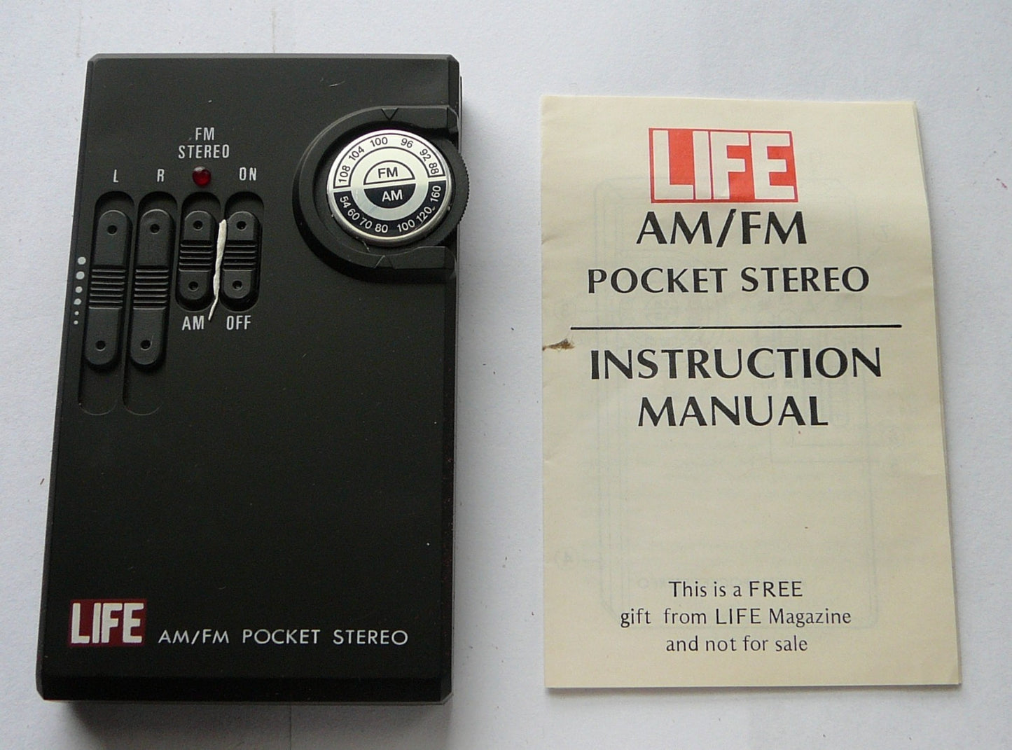 Life Magazine AM/FM Pocket Transistor Promotional Radio New In Box  D1