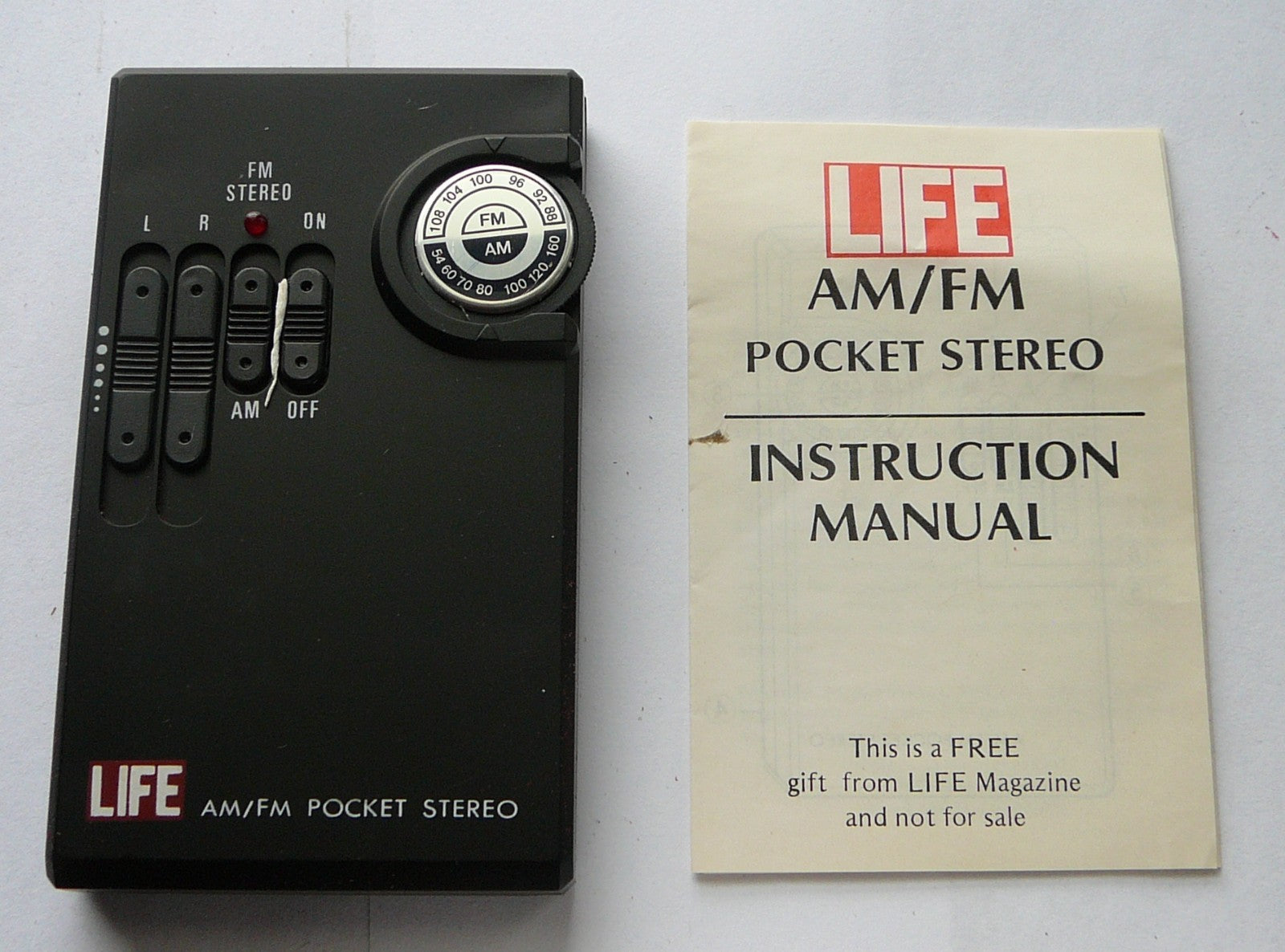 Life Magazine AM/FM Pocket Transistor Promotional Radio New In Box  D1