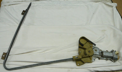 90 - 97  Oldsmobile Cutlass Front Left Window Regulator  16621070   20085721  B5