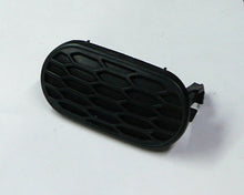 02 - 08 Mini Cooper Rear Bumper Vent Grille Center Piece 7133424 51127133424 A17