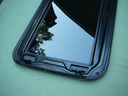 2020 - 2025 Mazda CX-30 CX30 OEM Sunroof Glass Panel BDTT-69-810 Free Shipping