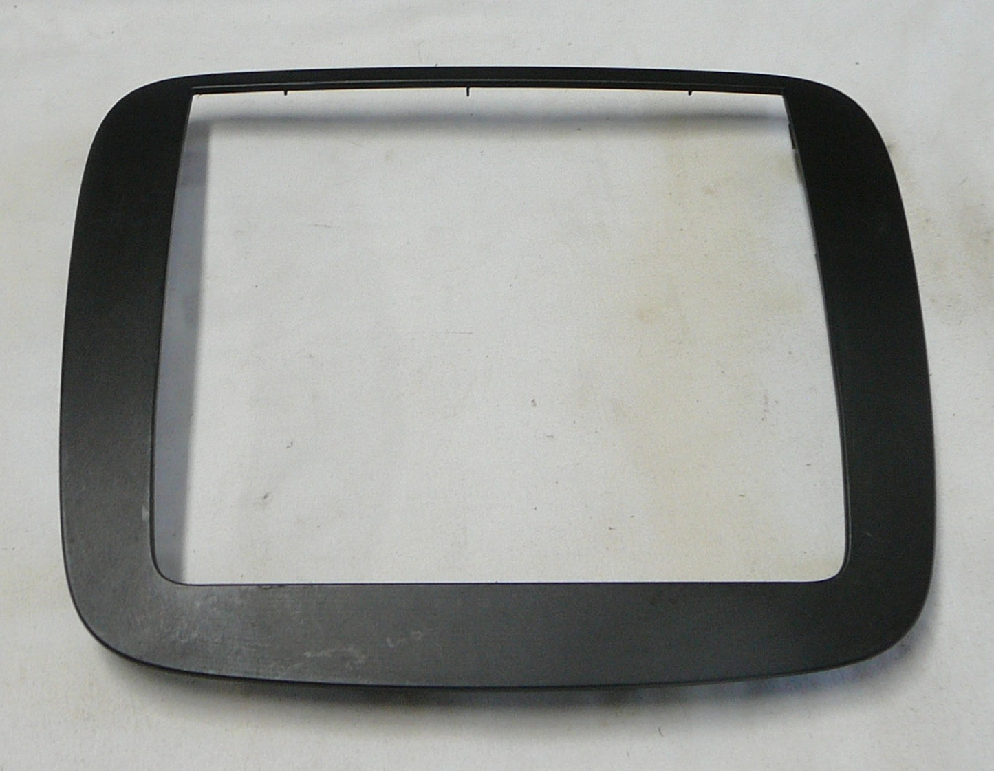 06-08 Buick Lucerne Dash Radio Climate Control Surround Bezel Trim 15839893 B10