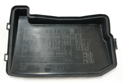2010 - 2011 Toyota Prius Fuse Relay Box Fusebox Cover Lid 82662-47090  R1