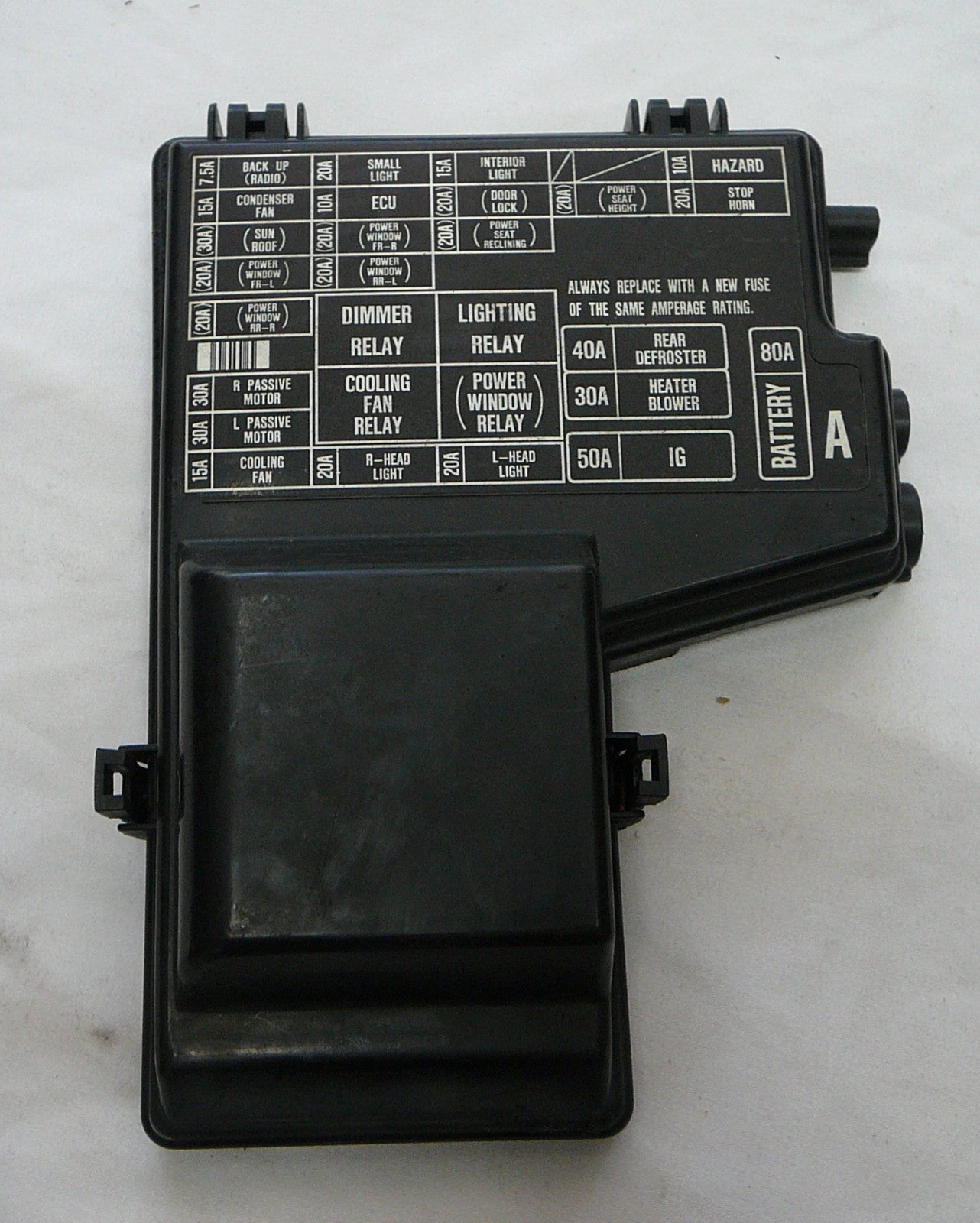 1990 - 1993 Honda Accord Fuse Relay Cover Lid 38201-SM4-003  B10