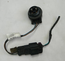2008 - 2012 Chevy Malibu Socket Rear L or R Taillight Brake Plug 15943290 A11