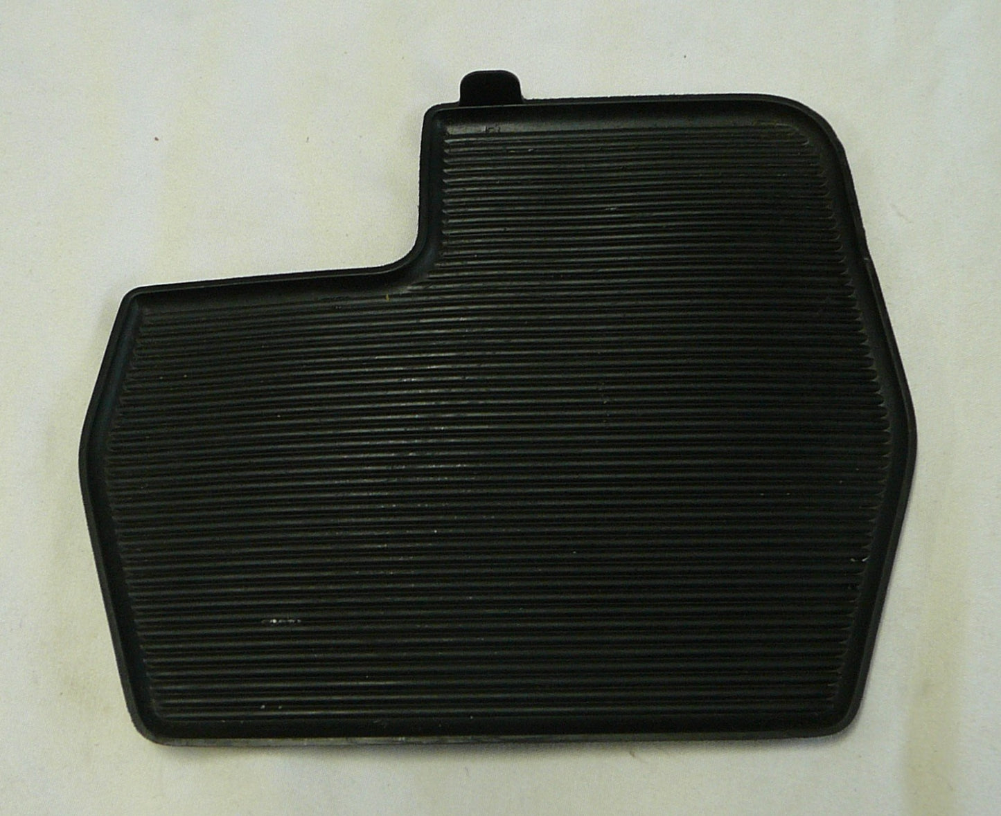 08 - 12 Escape Tribute OEM Console Tray Liner Rubber Mat 8M64-78047A74-A   A20