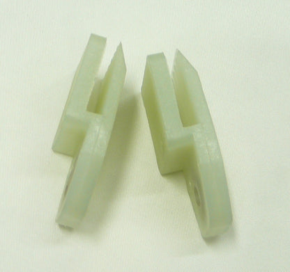 Door Window Glass Holder Connector Sash Clips For Mitsubishi Honda Acura BR5