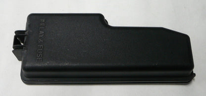 2005 - 2007 Toyota Sequoia Relay Cover 82661-0C053 R3