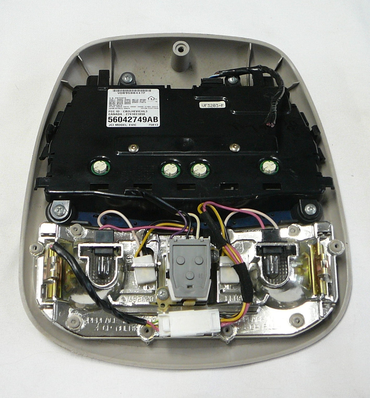 1999 - 2004 Jeep Cherokee Overhead Console Map Dome Sunroof   OEM 56042754AJ AD1