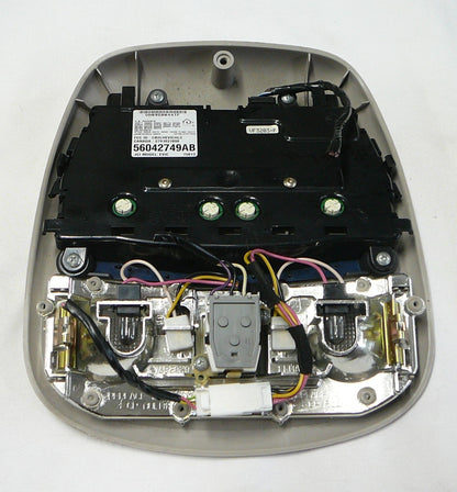 1999 - 2004 Jeep Cherokee Overhead Console Map Dome Sunroof   OEM 56042754AJ AD1