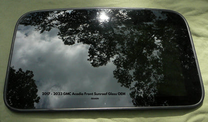2017 - 2023 GMC ACADIA OEM FACTORY SUNROOF GLASS PANEL 87821328 84136407