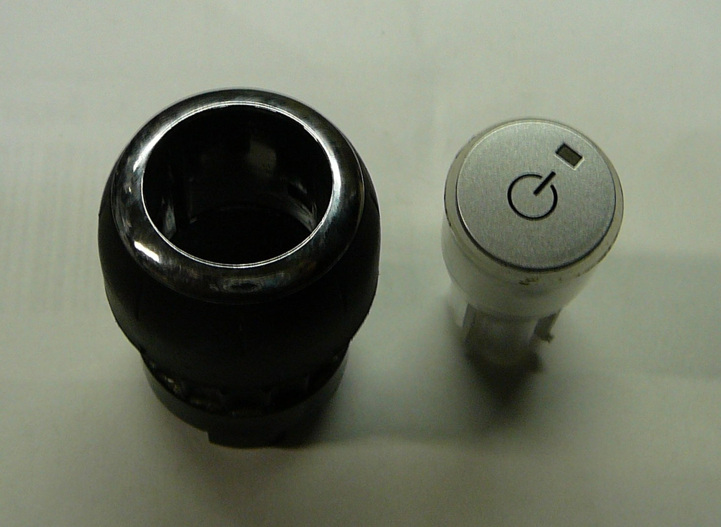 2013 GMC Terrain Radio Stereo Tuner Power Knob Set OEM