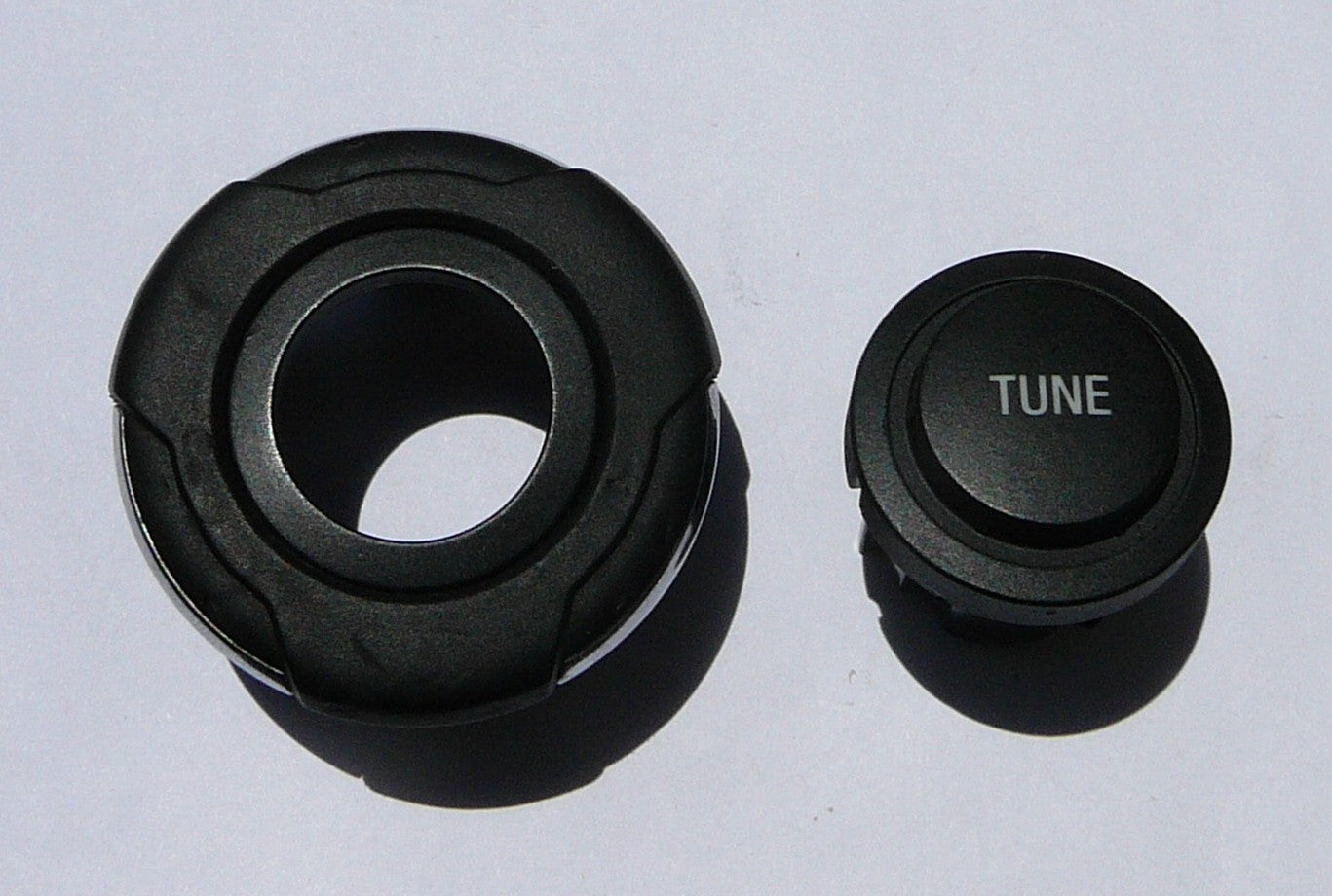2011 - 2017 FORD EXPLORER STEREO TUNE RADIO KNOB OEM FACTORY