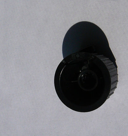 2002 CHRYSLER TOWN & COUNTRY RADIO STEREO TUNER KNOB SET OEM P05091605AC