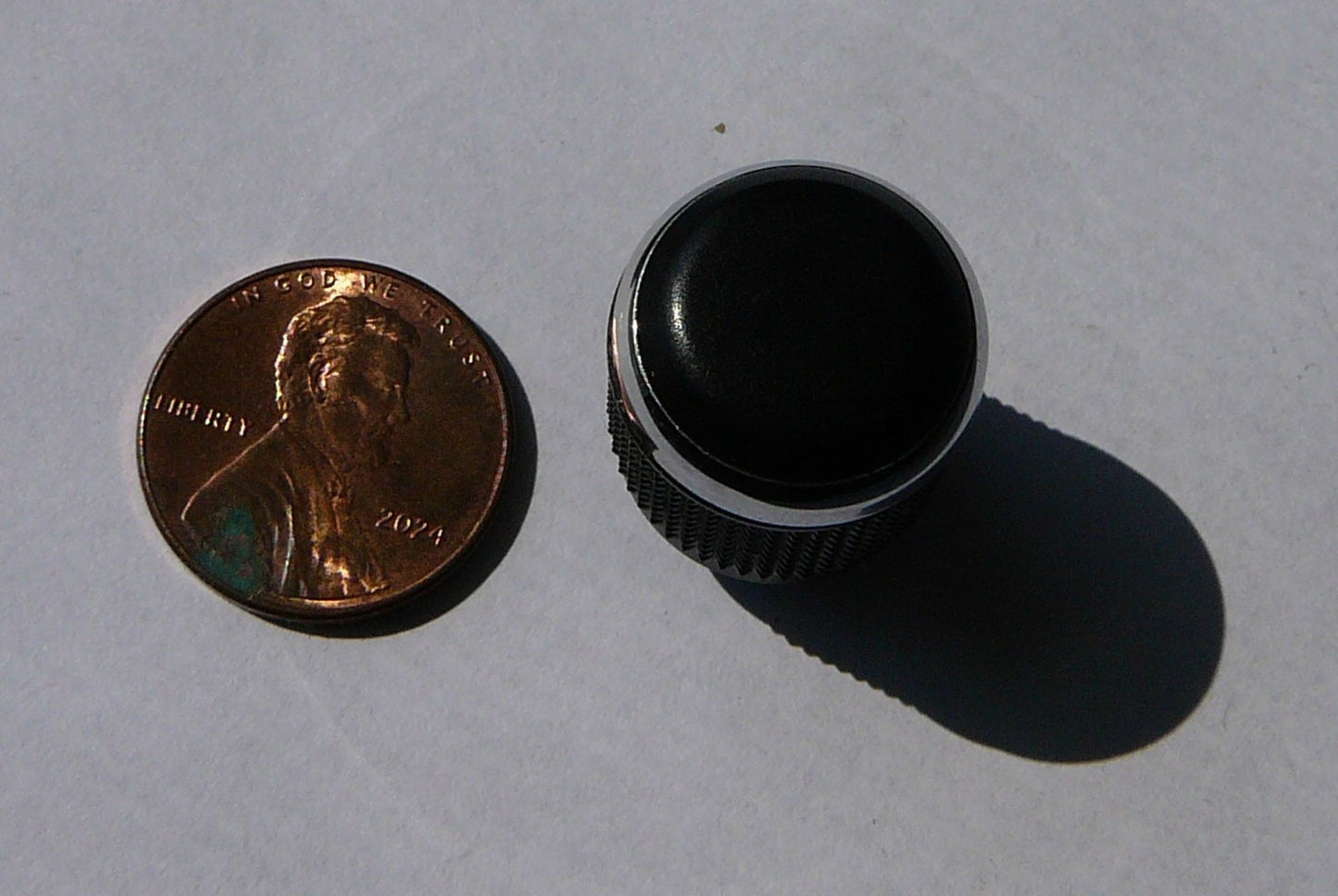 2008 - 2016 CHRYSLER TOWN & COUNTRY RADIO STEREO TUNER KNOB OEM 05064678AH