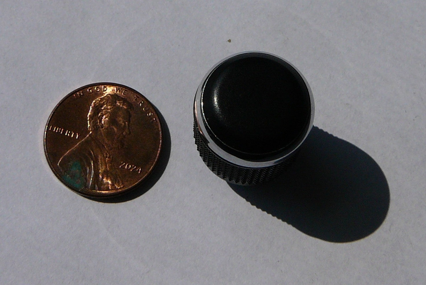 2008 - 2016 CHRYSLER TOWN & COUNTRY RADIO STEREO TUNER KNOB OEM 05064678AH