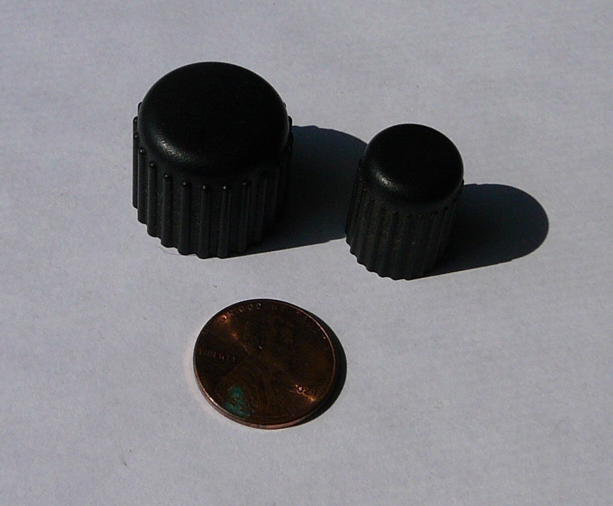 2004 CHRYSLER TOWN & COUNTRY RADIO STEREO TUNER KNOB SET OEM P05091605AC
