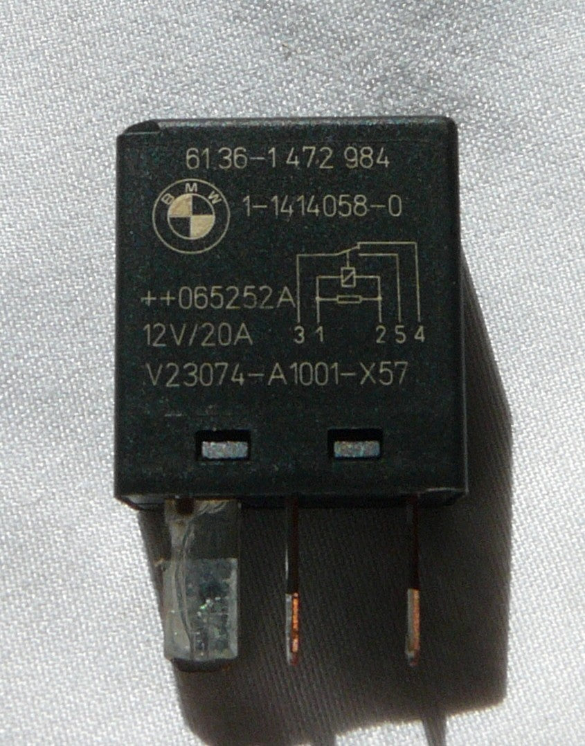 BMW TYCO RELAY V23074-A1001-X57,  61.36-1472984 1 YEAR  WARRANTY TESTED B1