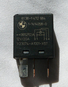 BMW TYCO RELAY V23074-A1001-X57,  61.36-1472984 1 YEAR  WARRANTY TESTED B1