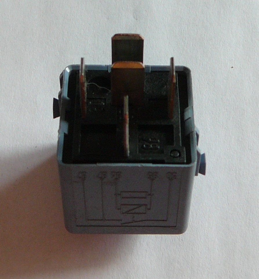 USA SELLER OEM BMW RELAY V23134-K55-X476, 61.36-6977982/01  WARRANTY TESTED B1
