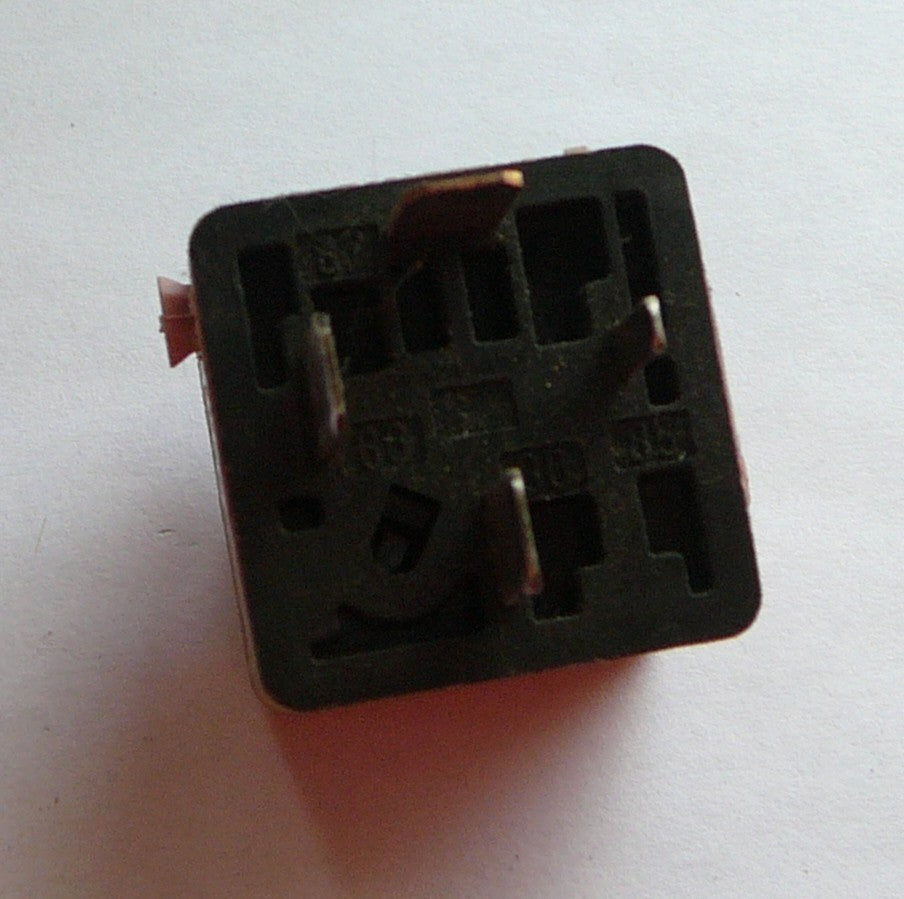 OEM BMW BOSCH RELAY 0332019168, 8365326  1  YEAR WARRANTY TESTED B1