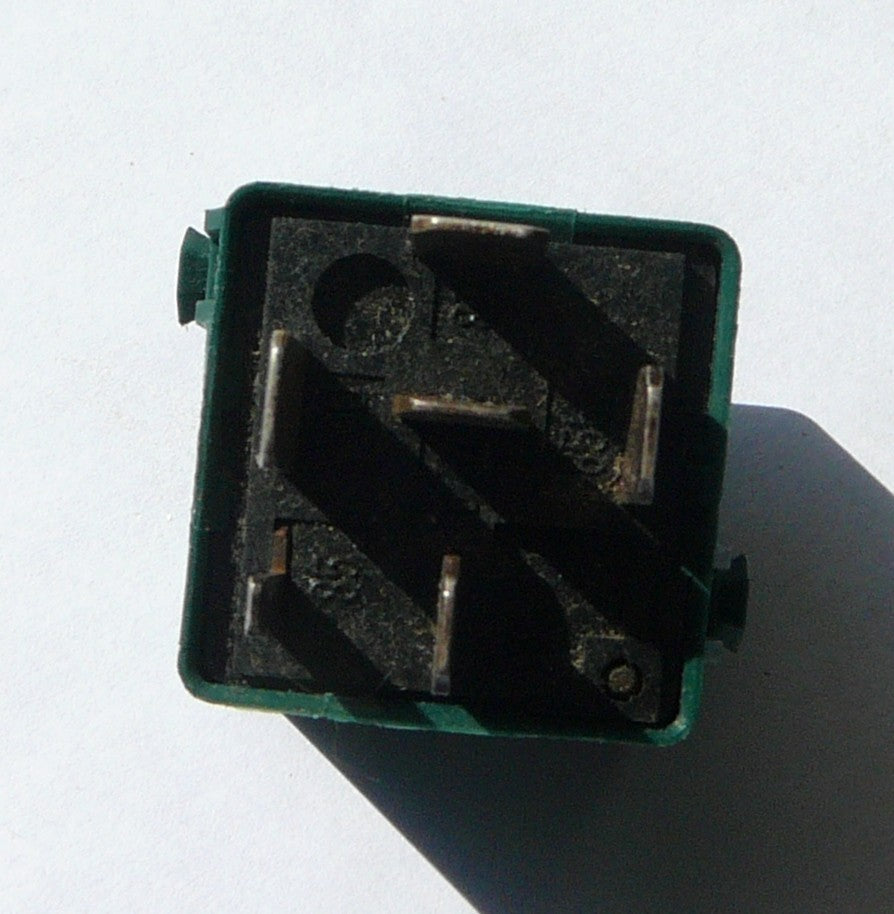 OEM BMW SIEMENS RELAY V23134-K52-X166, 61.36-8350566  1  YEAR WARRANTY TESTED B1