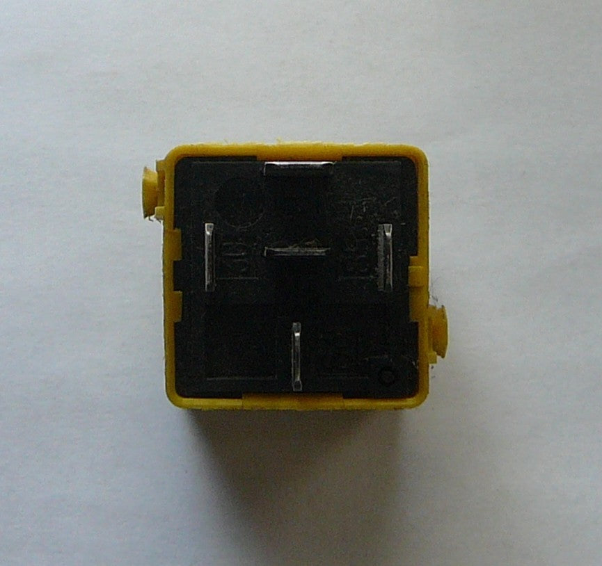 OEM BMW SIEMENS RELAY V23134-K52-X181, 61.36-1389105  1  YEAR WARRANTY TESTED B1