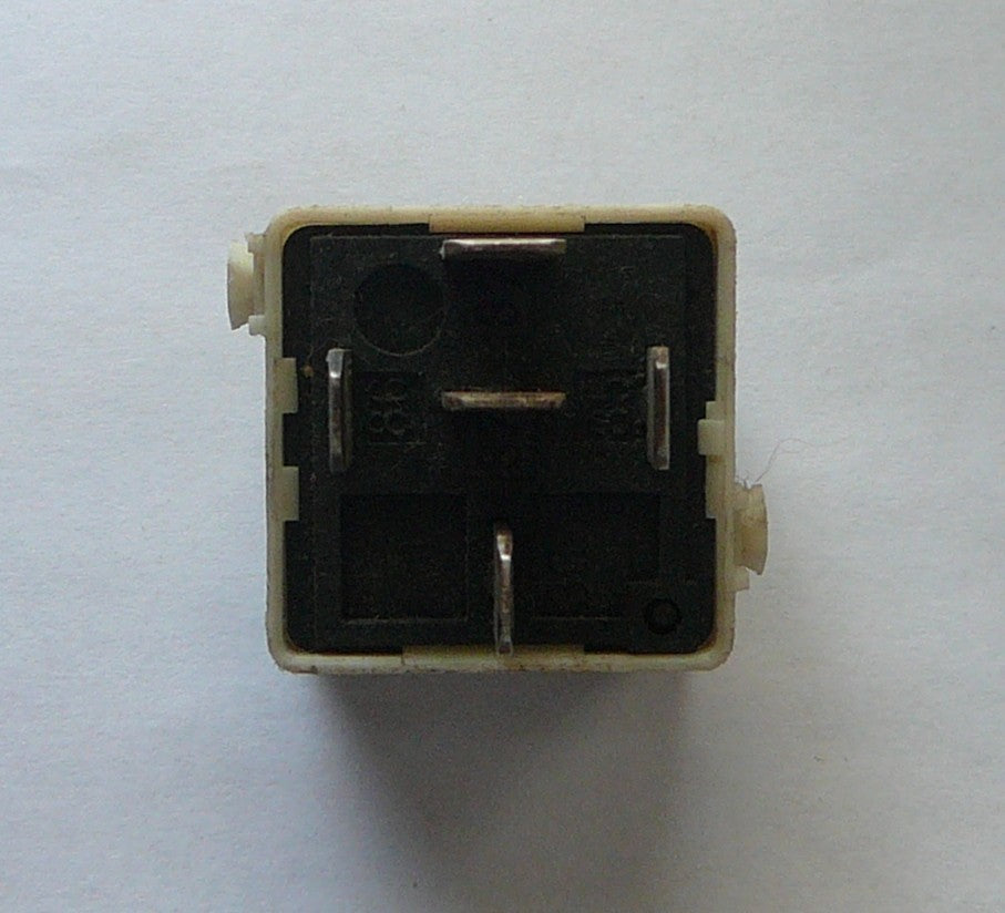 OEM BMW SIEMENS RELAY V23134-C52-X90, 12.63-1729004  1  YEAR WARRANTY TESTED B1