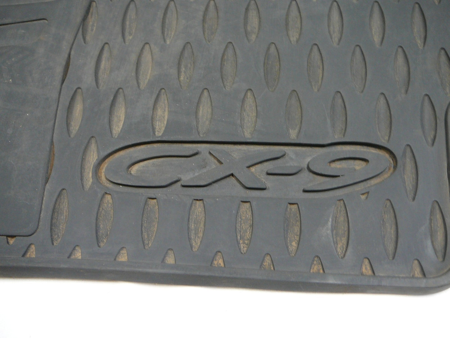 2007 - 2015 Mazda CX-9 OEM Rubber Driver Front Floor Mat 00008BN06