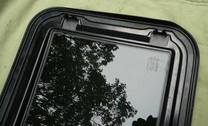 2009 - 2012 Infiniti FX35 FX50 OEM Factory Sunroof Glass Panel 91210-1CA1A