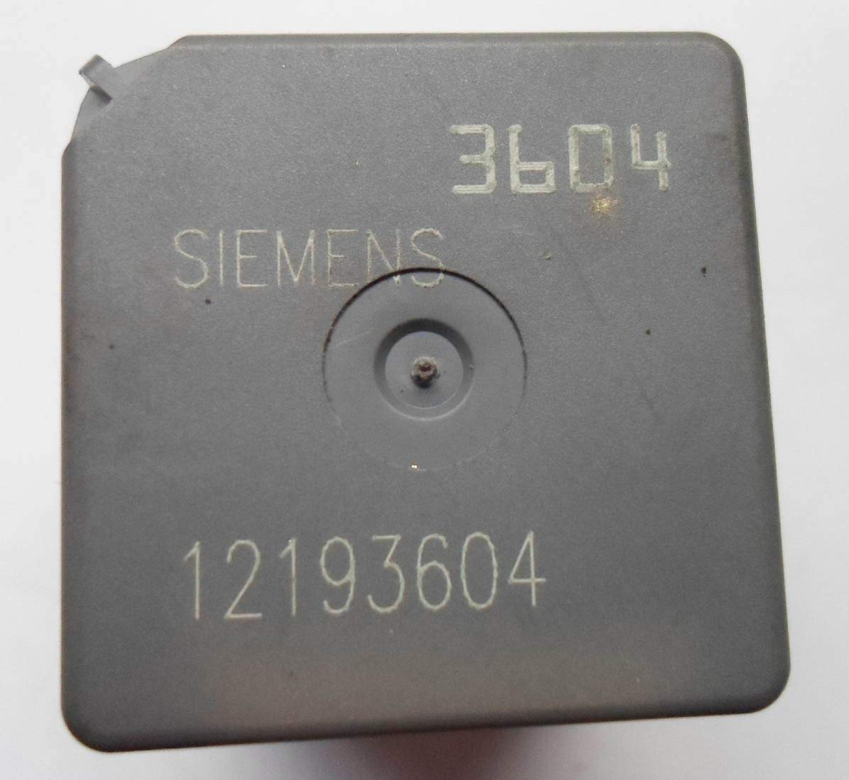 Siemens GM relay 12193604 Window Defroster Horn Cool fan 3604